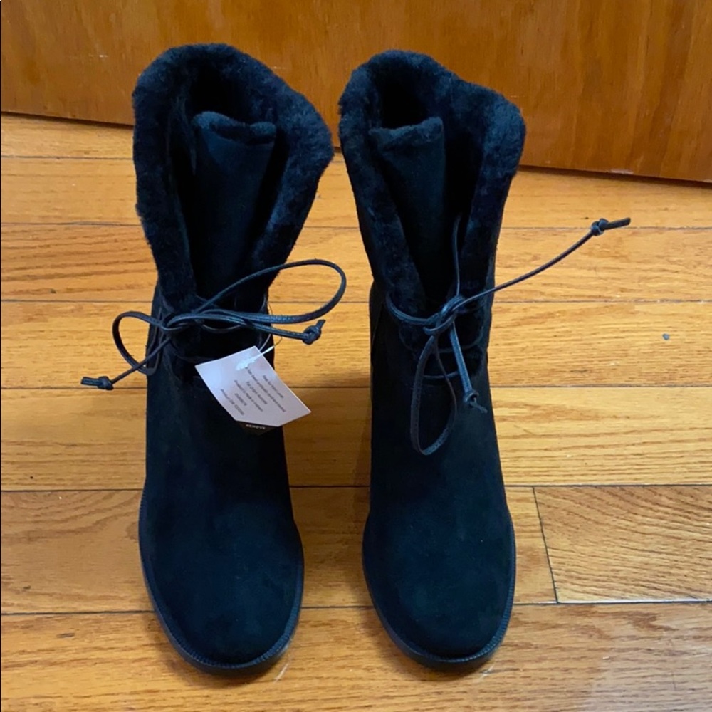 🆕Ugg waterproof suede boots